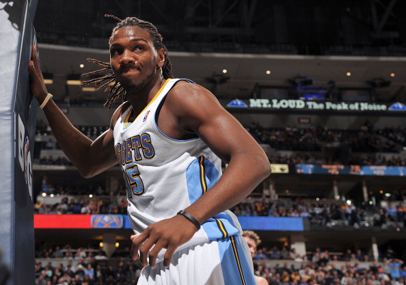 湖人官方发布：世界体操冠军能学会湖人啦啦队的舞蹈动作吗？（湖人官宣：体操世界冠军能否学会湖人啦啦队的舞步？）