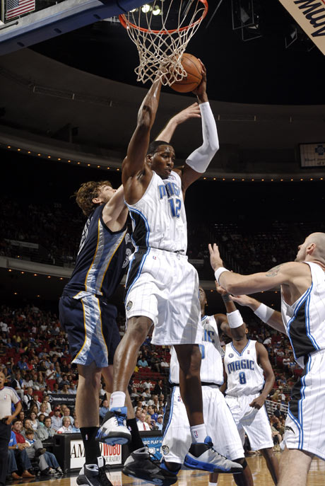 德天空：阿森纳多次考察法兰克福快马巴奥亚，红军热刺也有意（德天空：阿森纳多次考察法兰克福飞翼巴奥亚，利物浦与热刺亦有意）