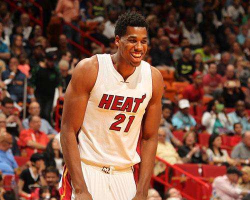 天空：鉴于凯尔凯兹未达预期，利物浦可能重新与罗伯逊谈续约（天空体育：凯尔凯兹不达预期，利物浦或重启与罗伯逊的续约谈判）