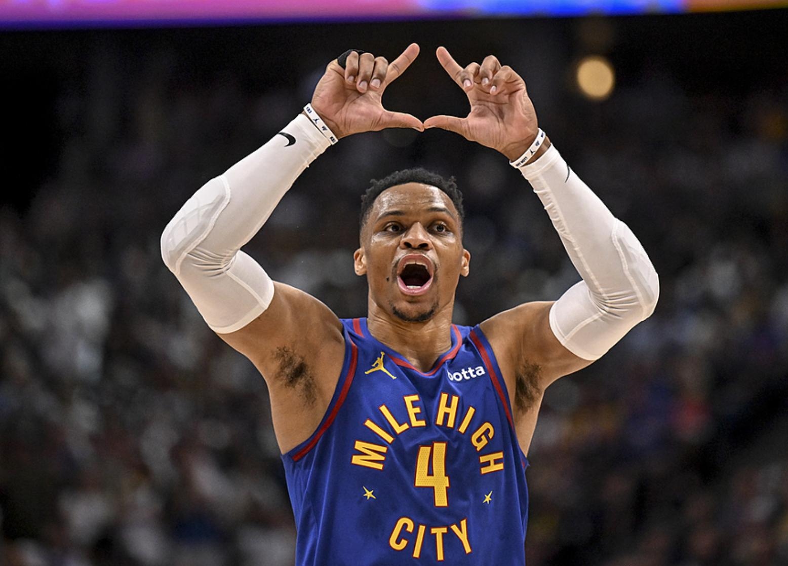 优势明显，皇马近4次对阵赫罗纳全胜打进12球0丢球（皇马统治力尽显：近4战赫罗纳全胜，12球入账零失球）